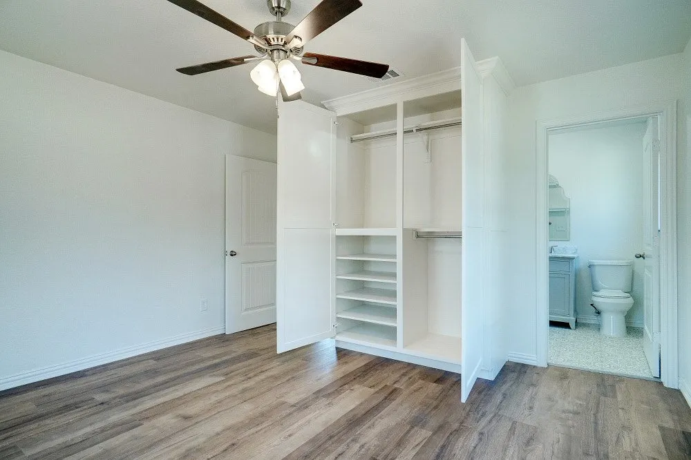 Slide of McEntire Construction Services