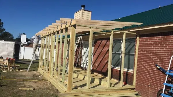 McGirt's Trades 'R' Us Logo