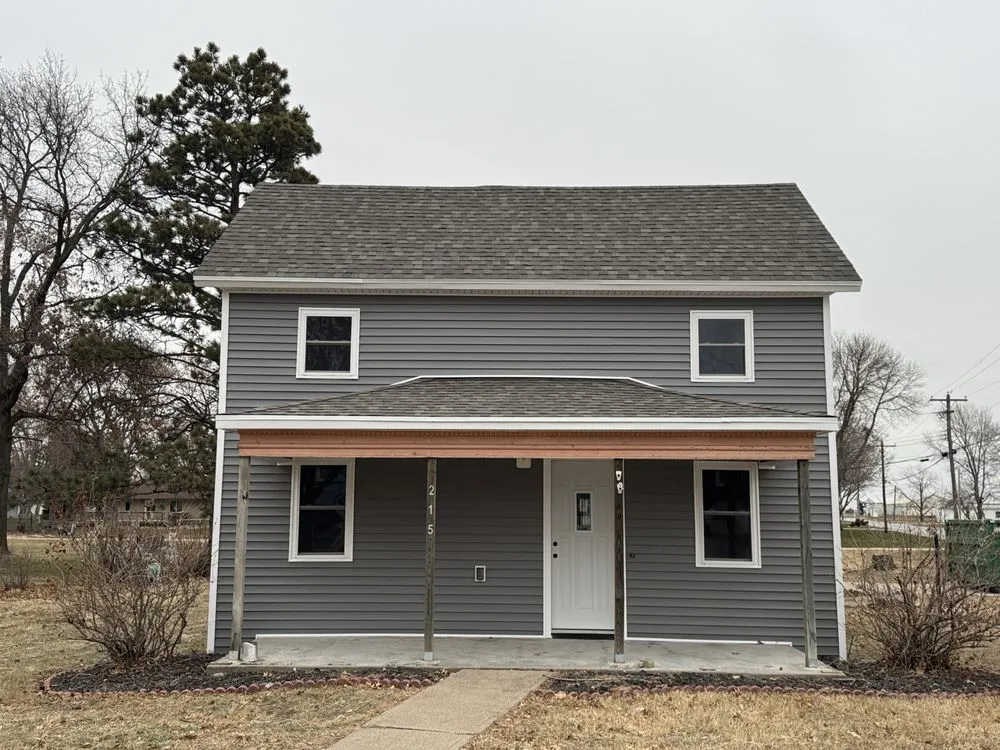 Professional roof inspection in Bruning, NE by MCK Contracting
