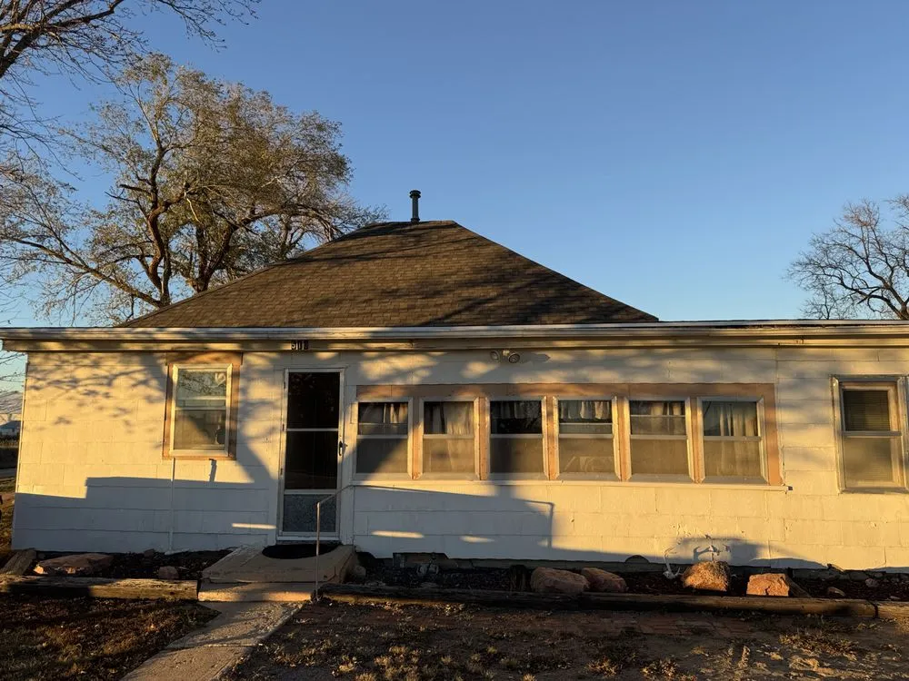 Professional residential roofing service experts serving Bruning, NE - MCK Contracting
