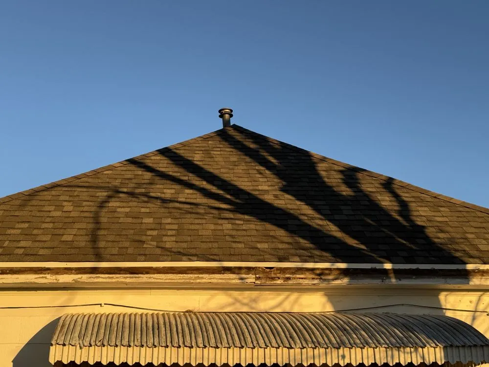 Emergency residential roofing service in Bruning, NE - MCK Contracting