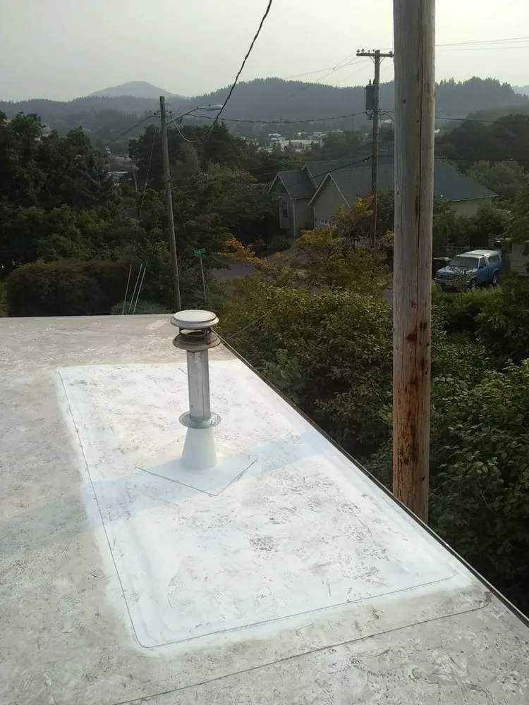 Slide of Mckenzie Roofing