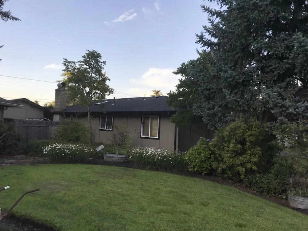 Slide of Mckenzie Roofing