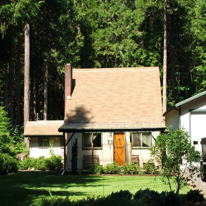 Slide of Mckenzie Roofing