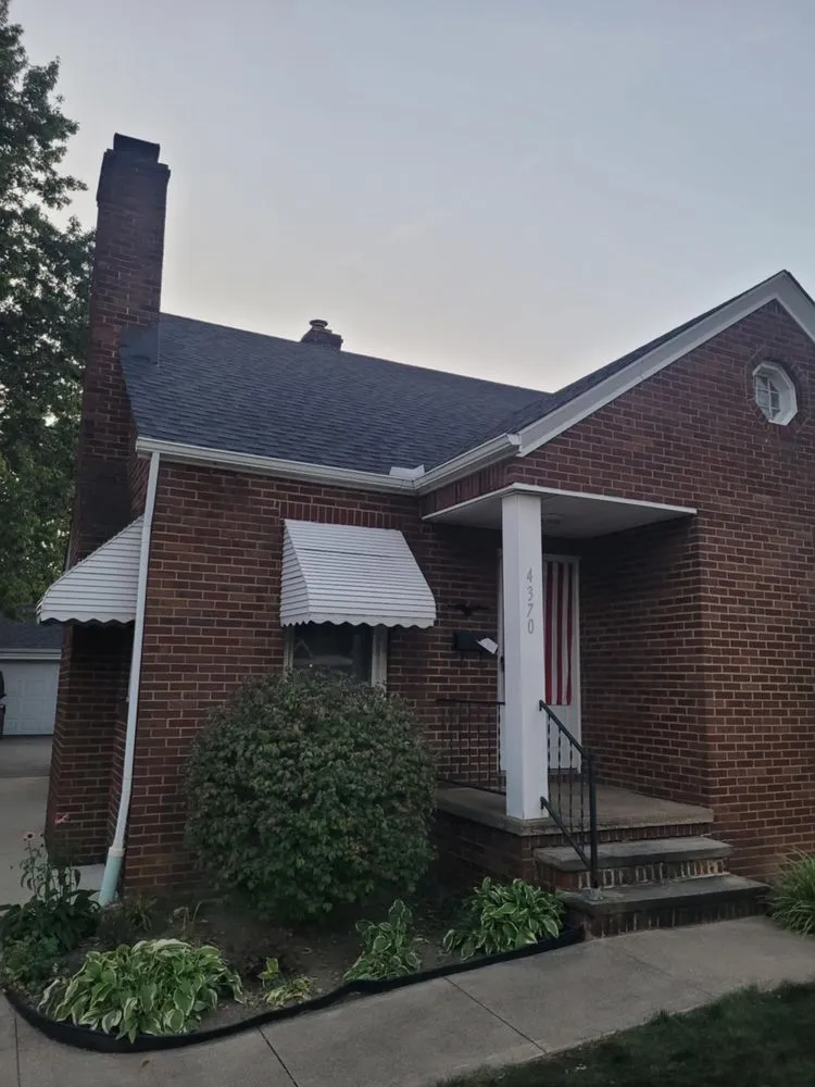 Slide of McLaughlin's Home Improvements