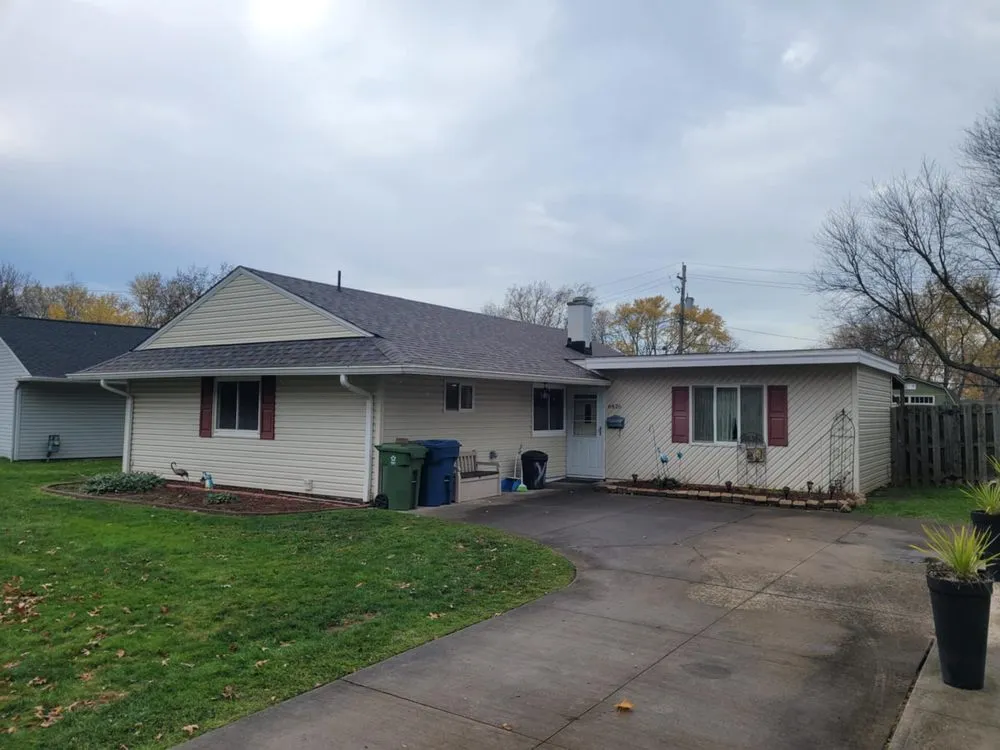 Slide of McLaughlin's Home Improvements