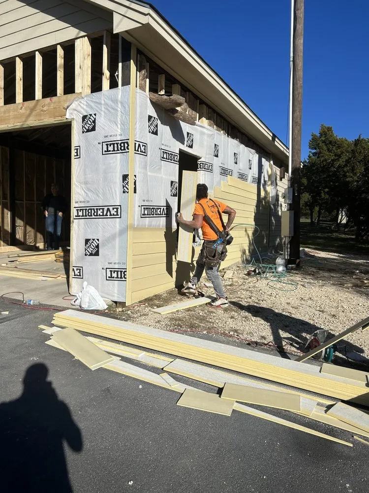 Slide of MCM Construction & Roofing