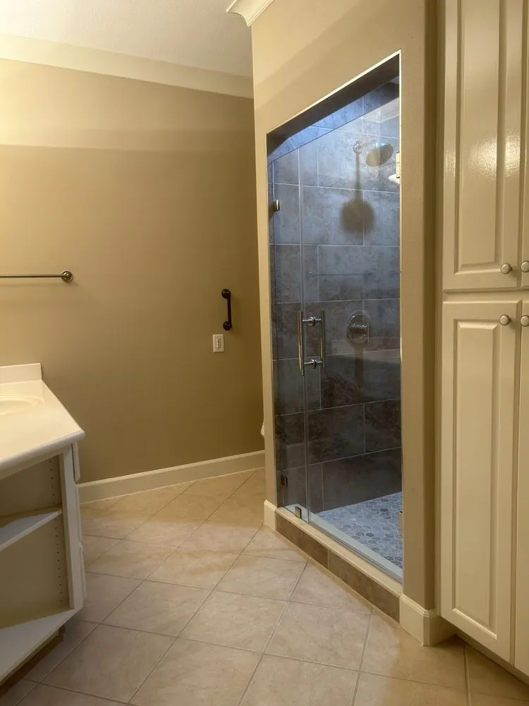 Slide of MCM Construction & Roofing