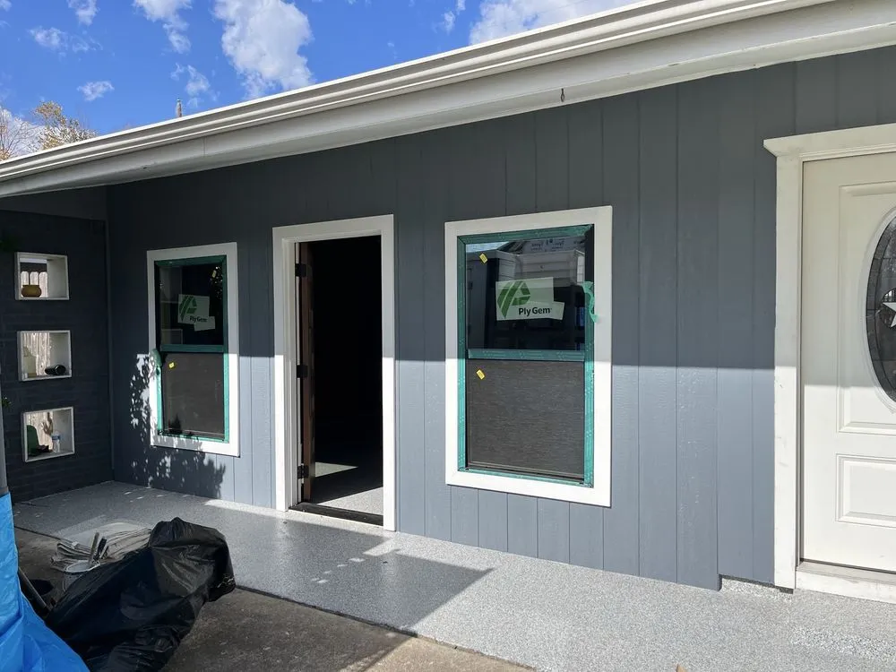 Slide of MCM Construction & Roofing