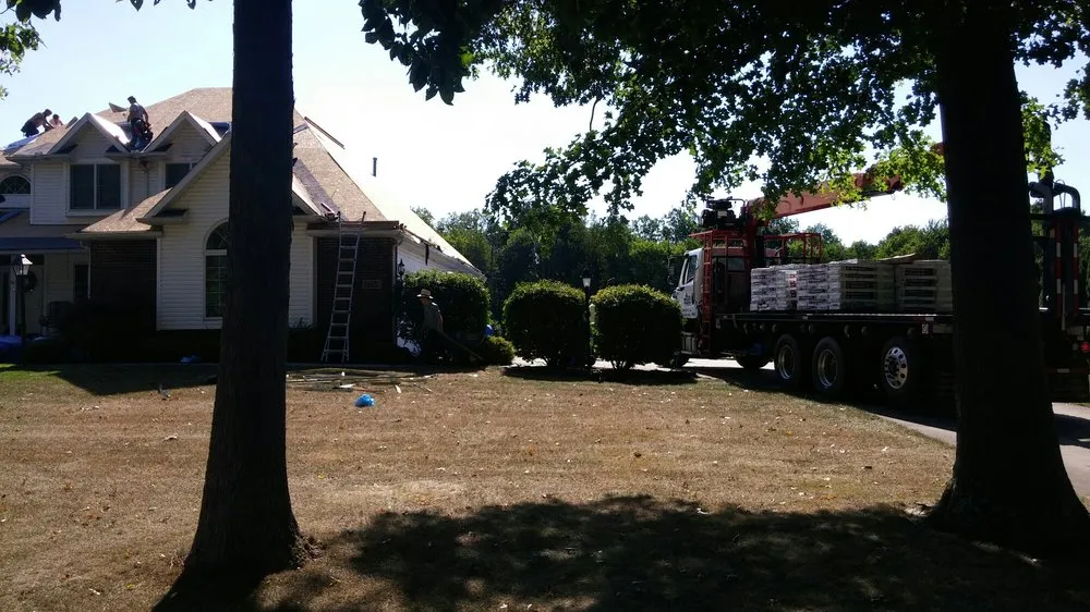 Slide of MCR Construction And Roofing