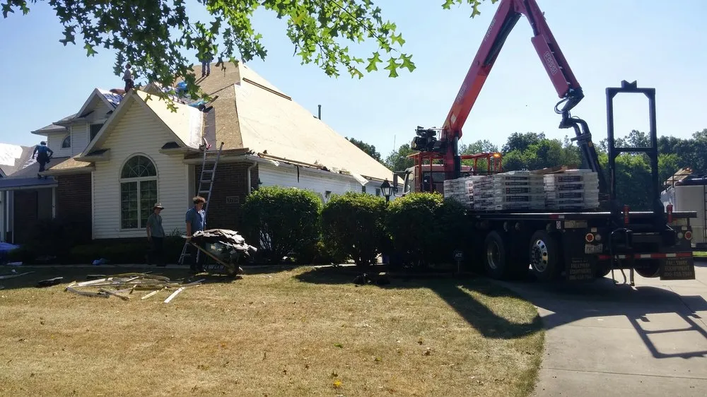 Slide of MCR Construction And Roofing