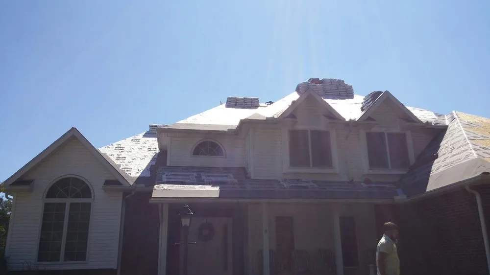 Slide of MCR Construction And Roofing