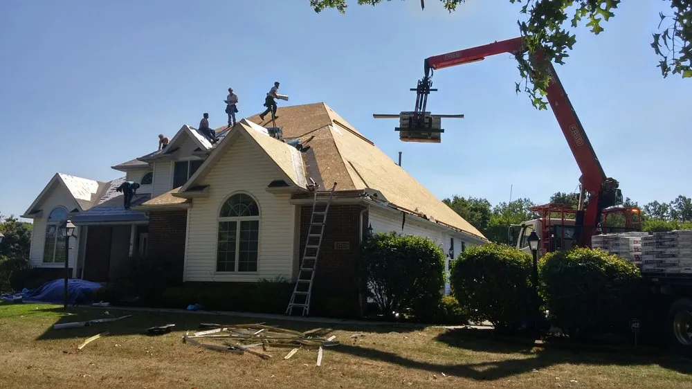 Slide of MCR Construction And Roofing