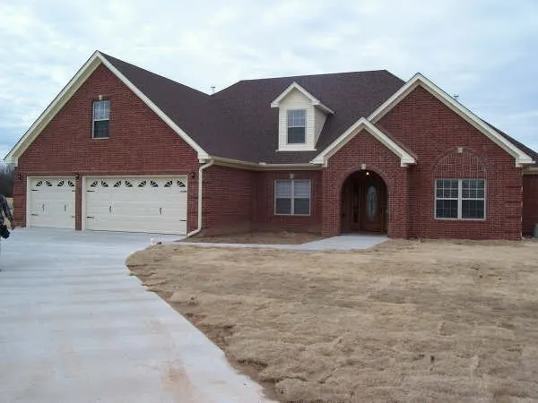 Slide of M.D. Allen Contracting