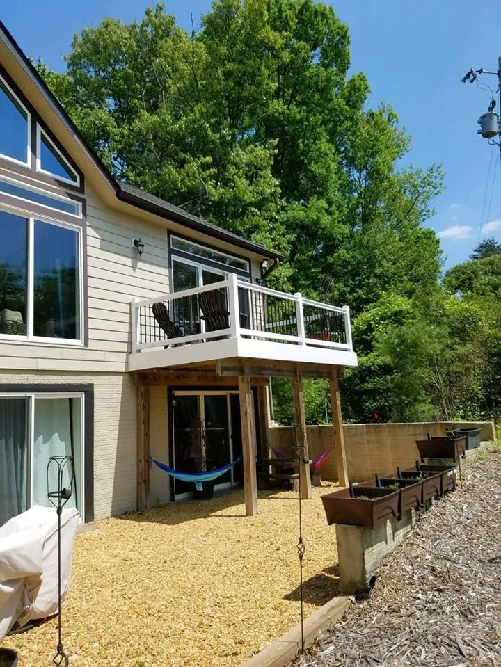 Professional shingle roofing service experts serving Hollywood, MD - MD Custom Construction