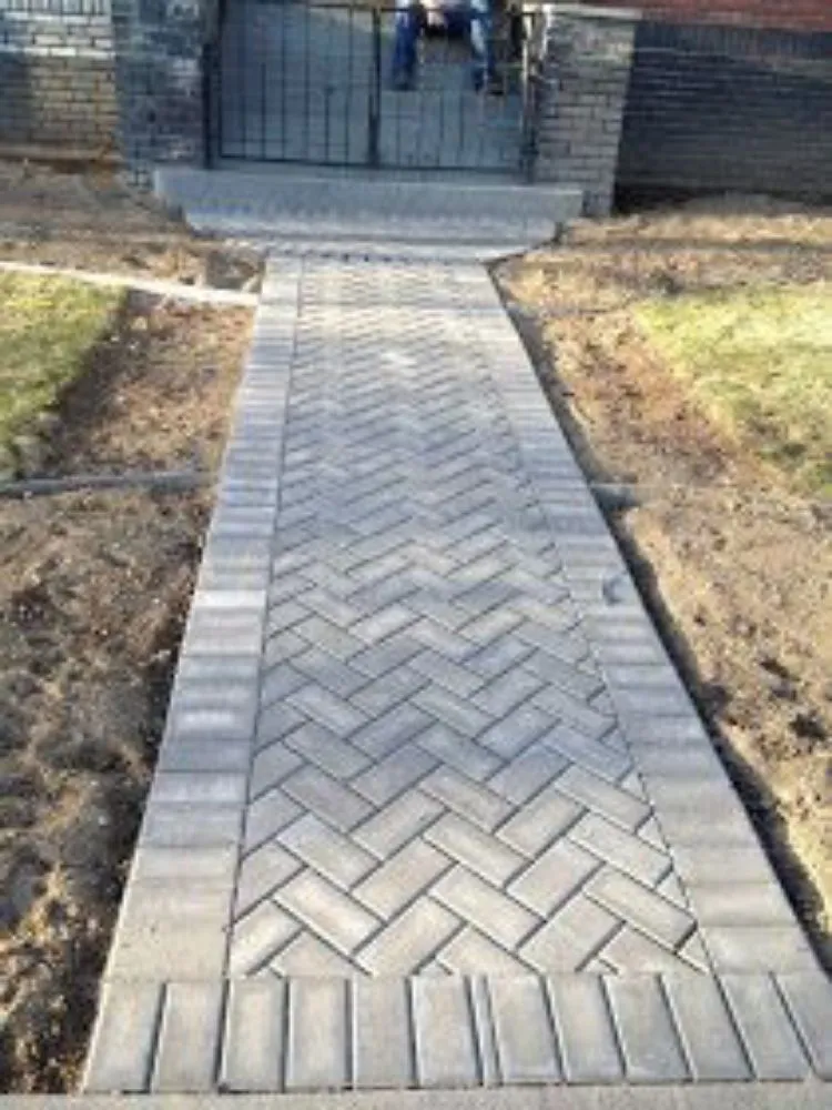 Slide of M&D Roofing and Masonry