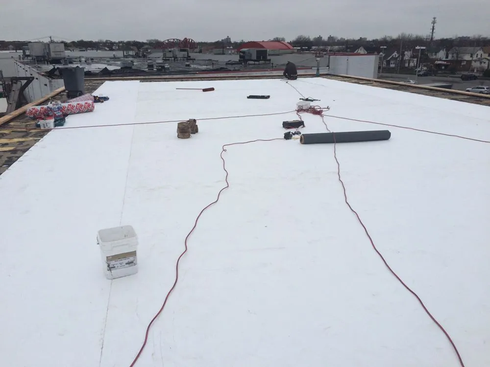 Slide of M&D Roofing