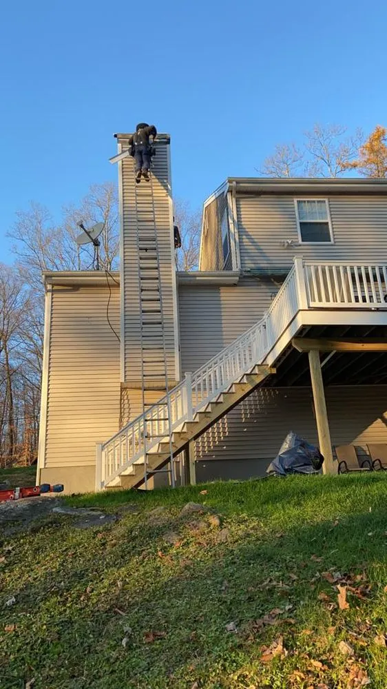 Slide of M&D Roofing