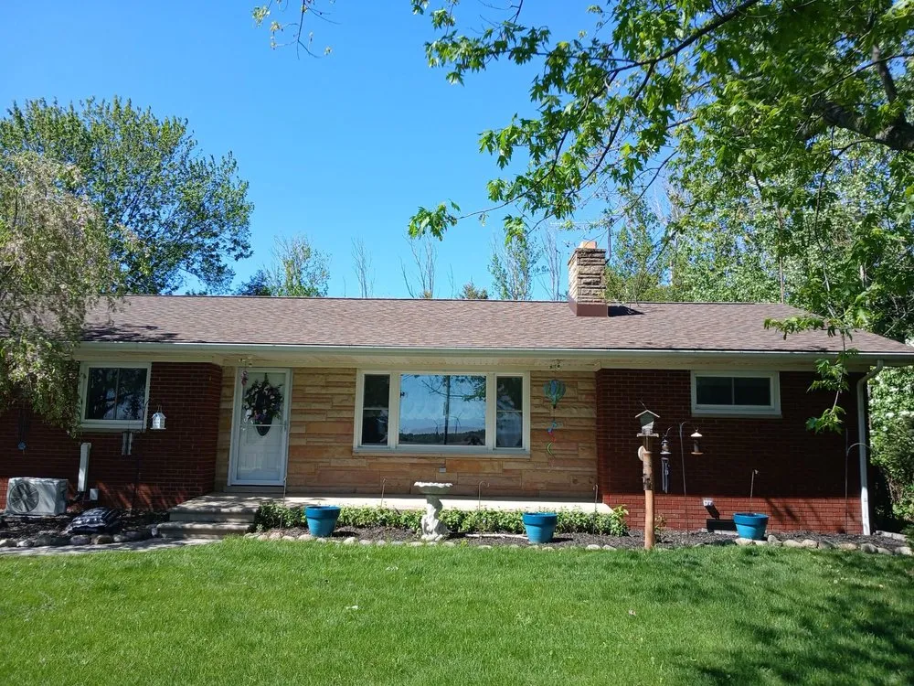 Slide of MDG Custom Services