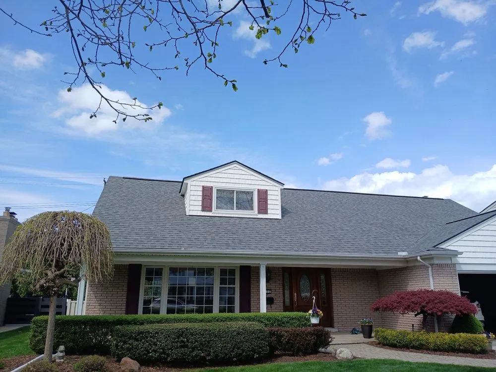 Slide of MDG Custom Services