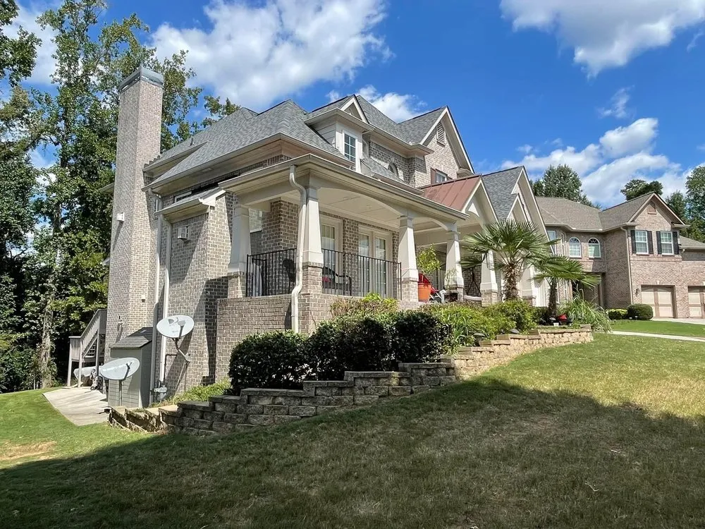 Slide of MDJ Roofing & Construction