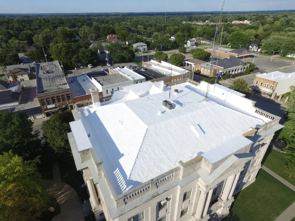 Local residential roofing service experts serving Lee's Summit, MO - MDM Roofing