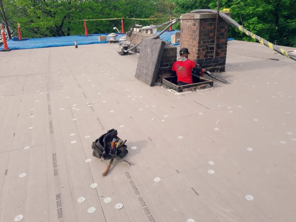 Slide of Mechas Construction