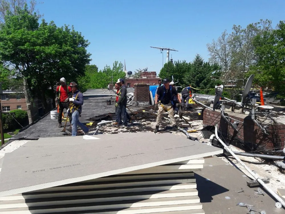 Slide of Mechas Construction