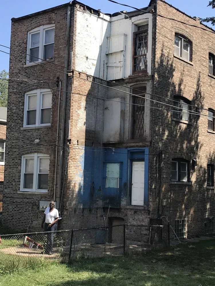 Slide of Medina Construction