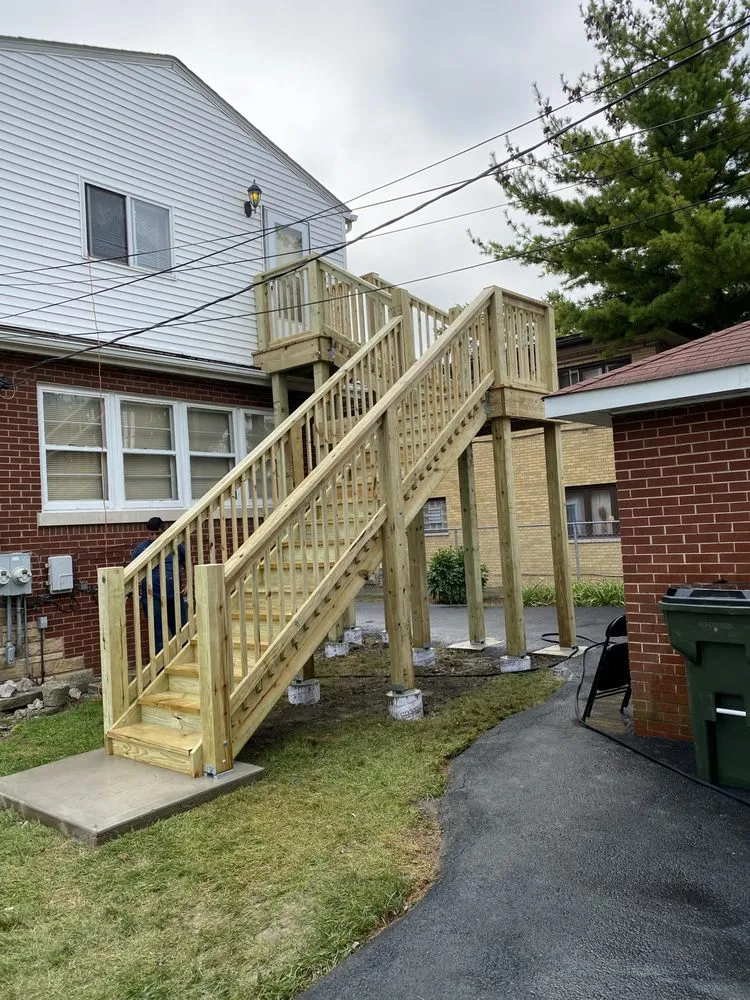 Slide of Medina Construction