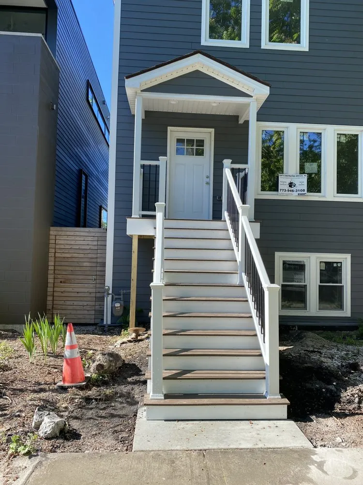 Slide of Medina Construction