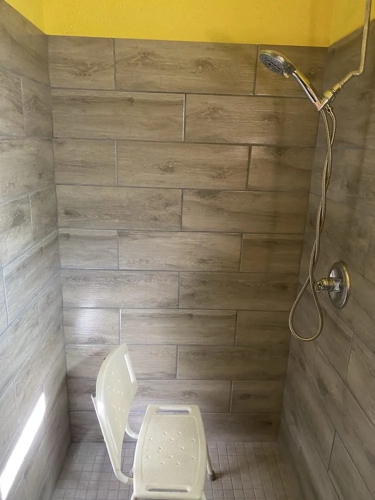 Slide of Medina's Construction & Remodeling