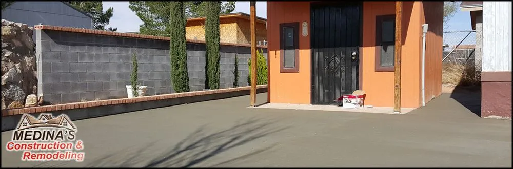 Slide of Medina's Construction & Remodeling