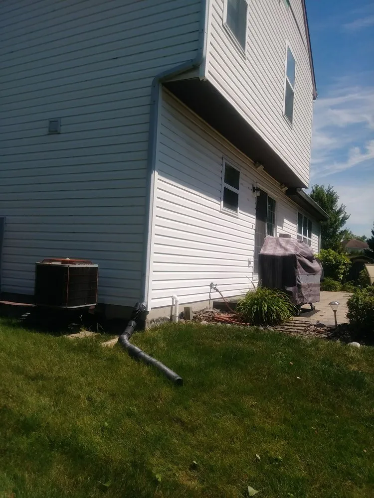 Slide of Medina's Siding