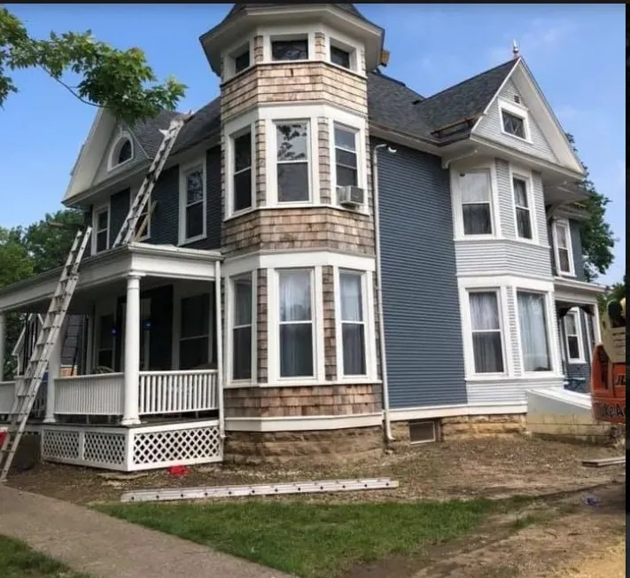 Slide of Meeks Construction