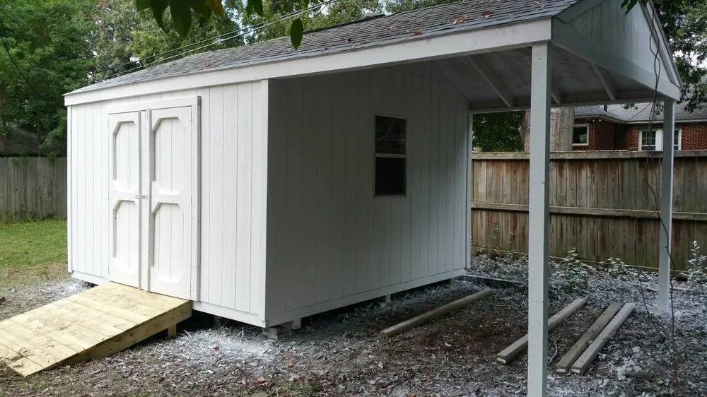 Reliable roof leak repair in Gilbert, SC - Meetze Buildings