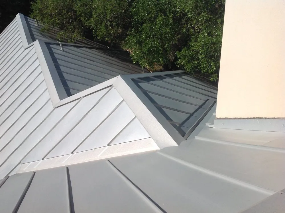 Slide of Meis Roofing & Construction