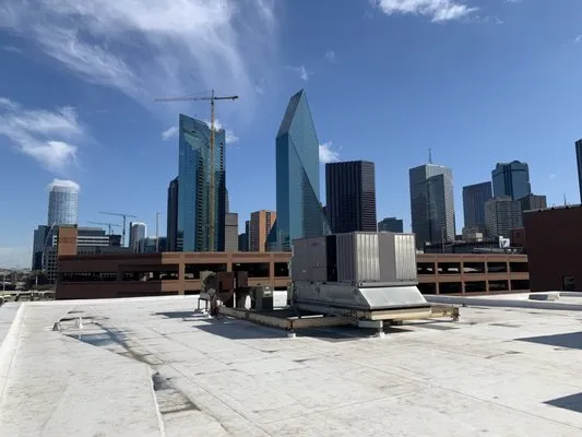 Meis Roofing & Construction Logo