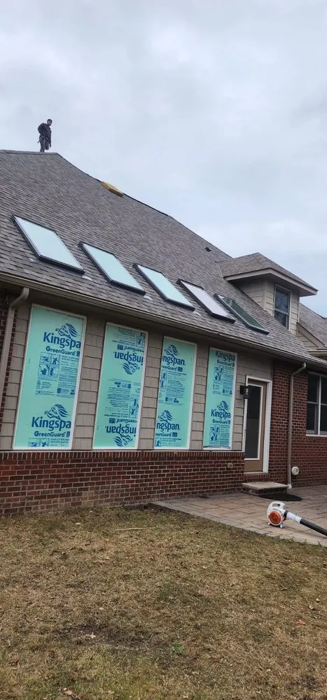 Slide of Mejia Roofing And Construction