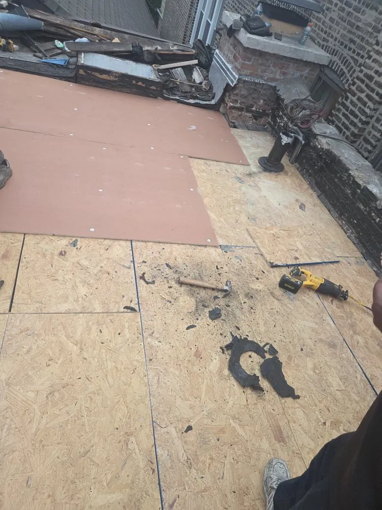 Slide of Mejia Roofing