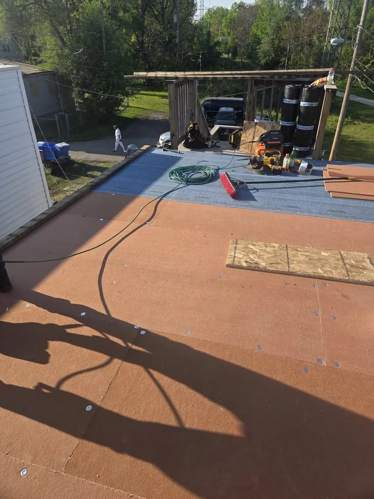 Slide of Mejia Roofing