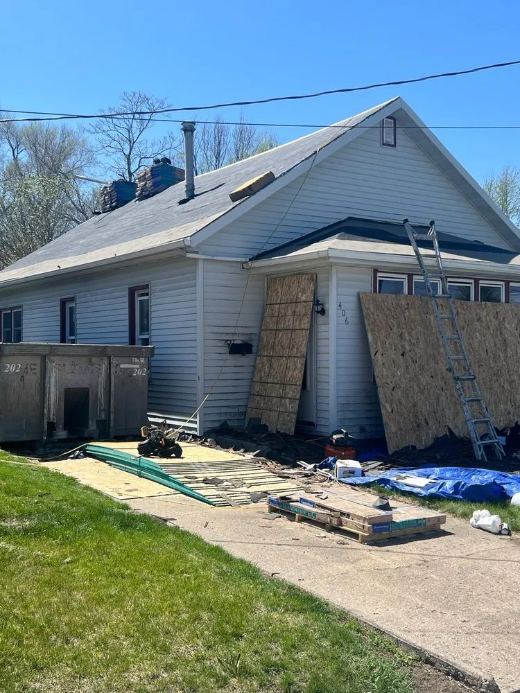 Licensed roof installation with free inspection in Moines, IA by Mejia Roofing