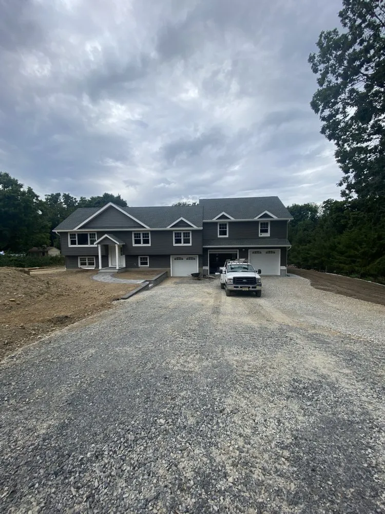 Slide of Mele Building & Excavation