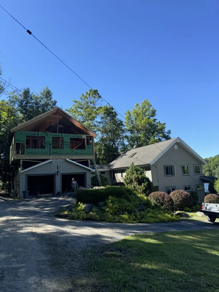 Slide of Mele Building & Excavation