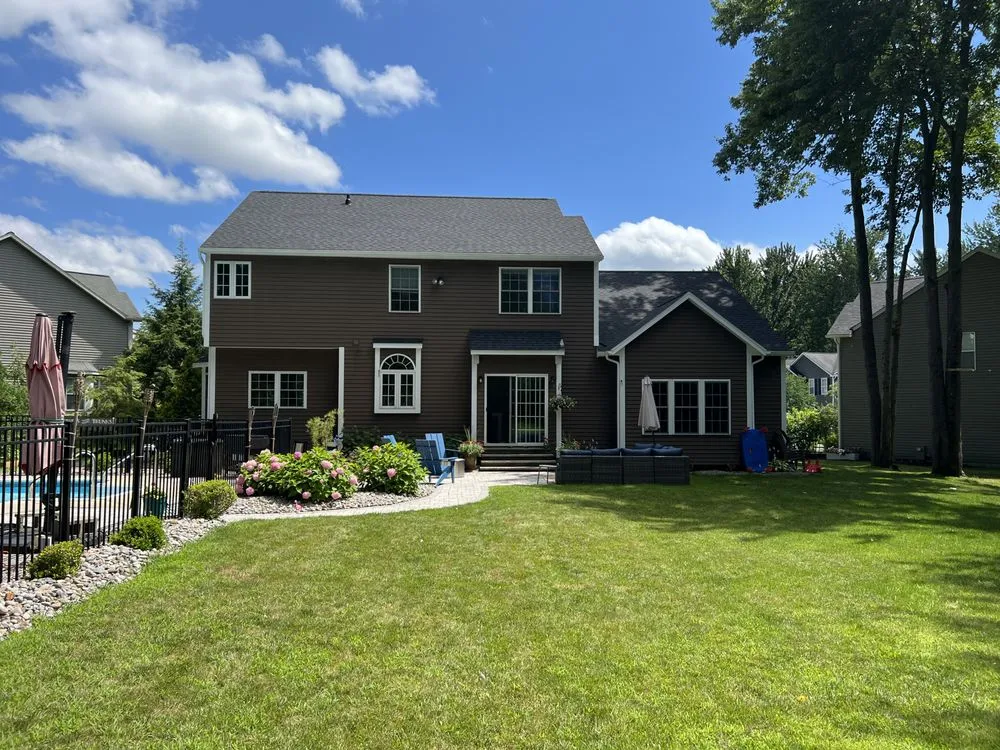 Slide of Melo Roofing