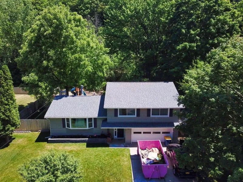 Slide of Melo Roofing