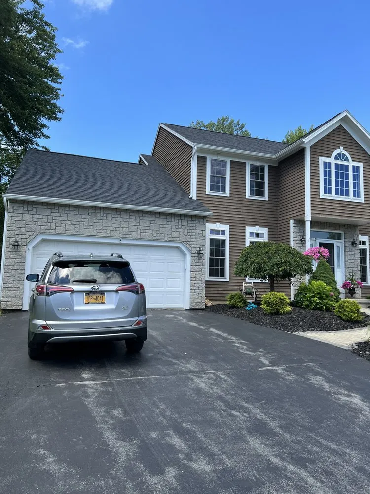 Slide of Melo Roofing