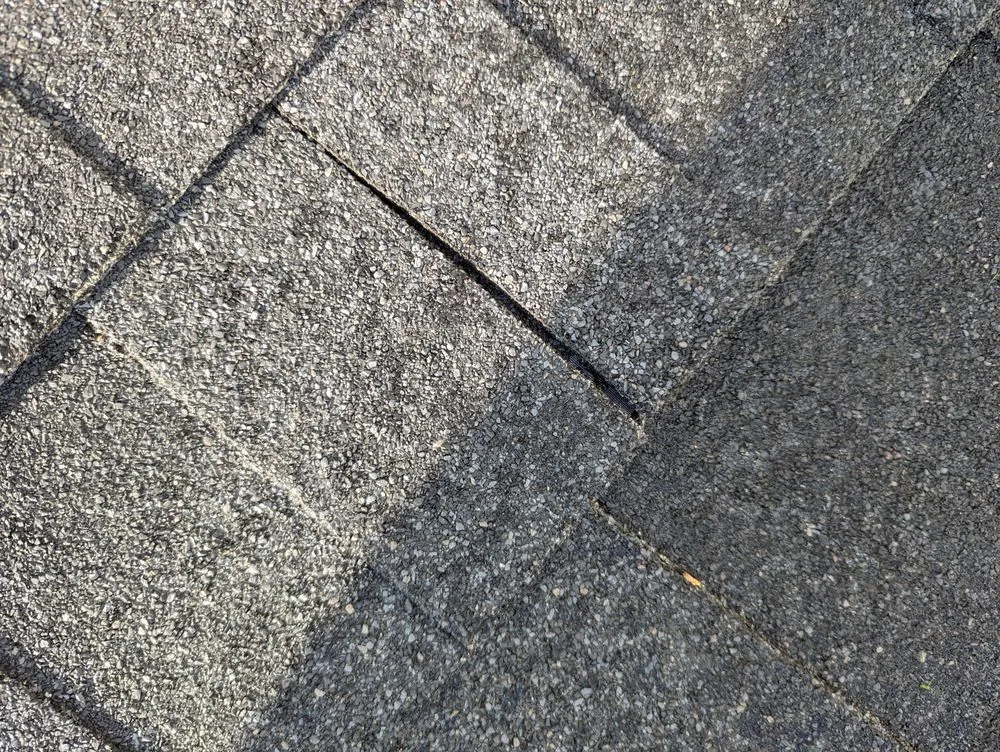 Slide of Melo Roofing