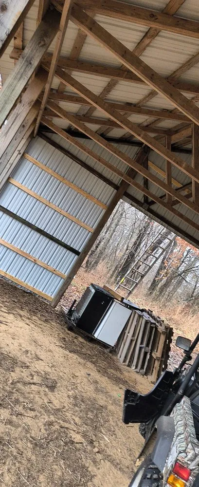 Slide of Melvin & Selvin Metal Roof