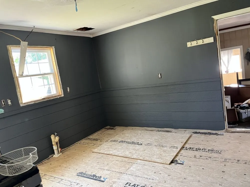 Slide of Melvin & Selvin Metal Roof